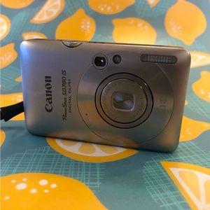 Canon PowerShot SD780 is / IXUS 100